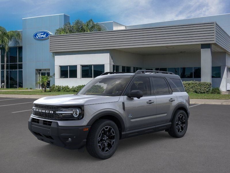 2025 Ford Bronco Sport Outer Banks in Gray Metallic — front three-quarter view